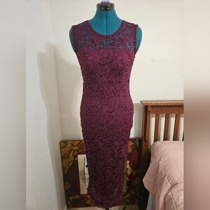 Elegant Lace Sleeveless Dress - Burgundy